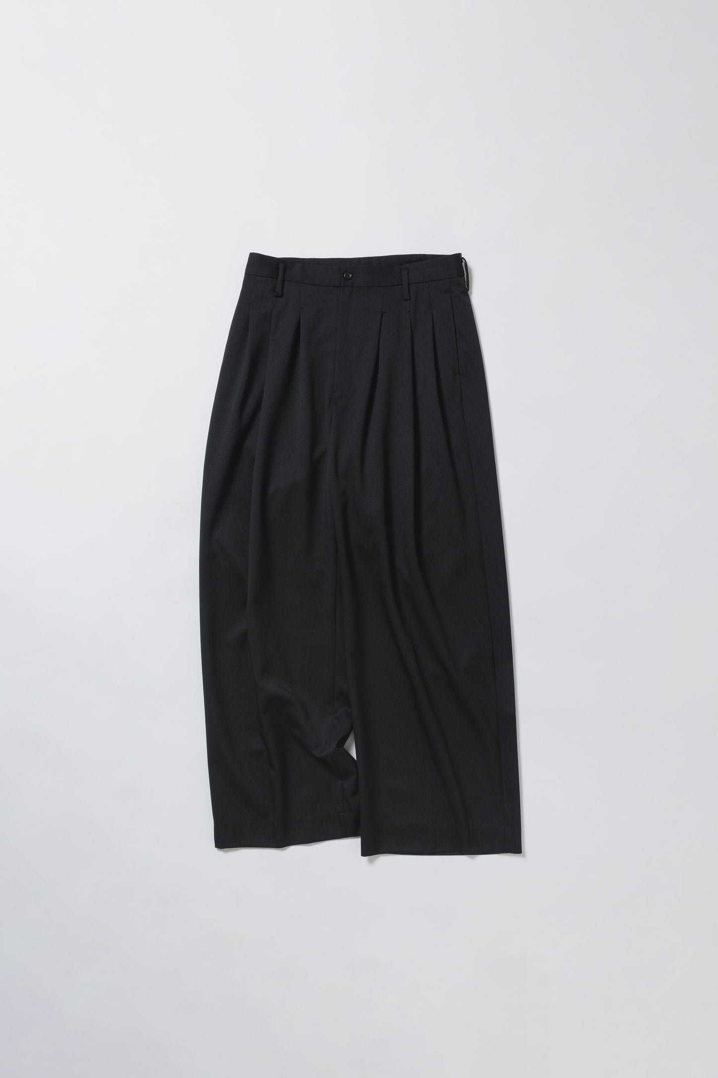 【nakedgauge】WOOL GABARDINE 3PLEAT WIDE SLACKS, BLACK