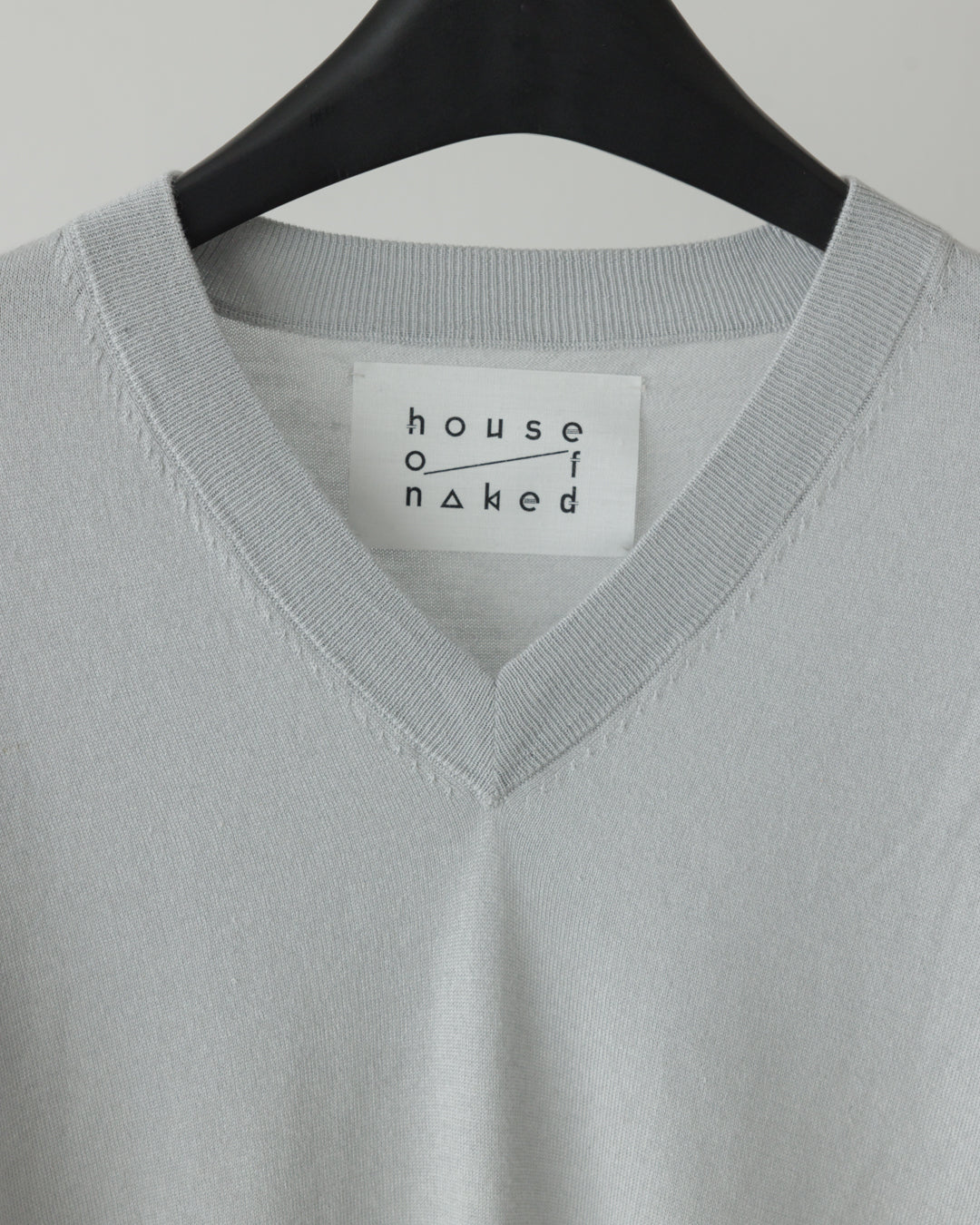 【house of naked】SILKxCASHMERE V-NECK CREWNECK KNIT, LIGHT GRAY