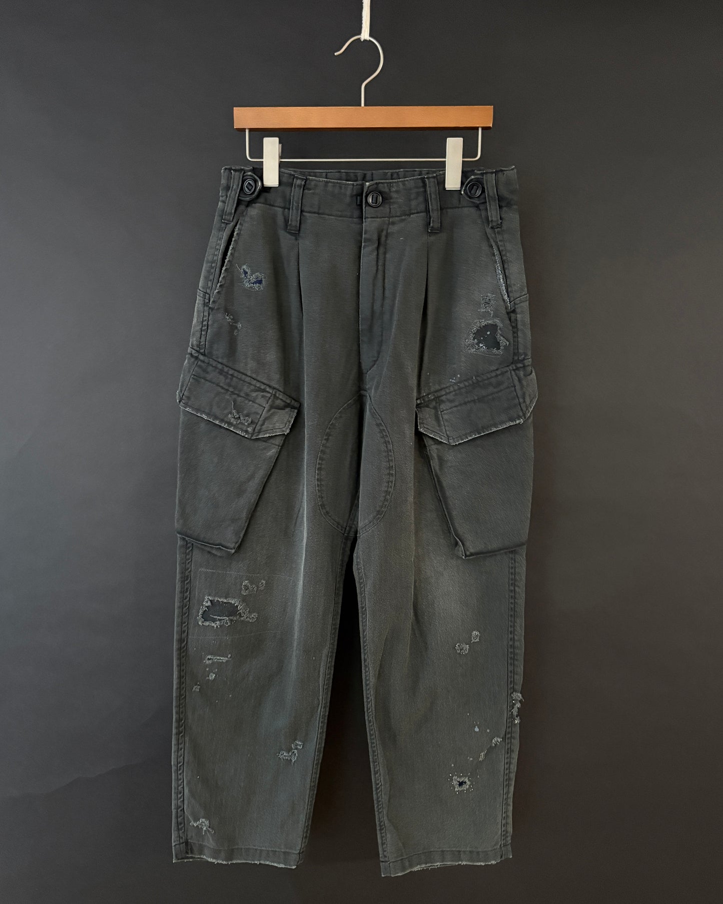 【ANACHRONORM】 REMAKED HERRINGBONE COMBAT CARGO TROUSERS, BLACK